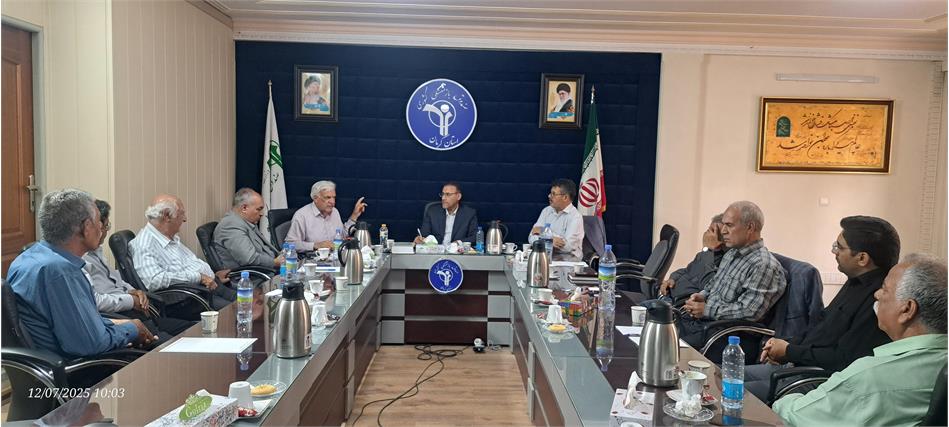 جلسه هم‌اندیشی با مجمع کانون‌های بازنشستگی استان کرمان به میزبانی مدیریت صندوق برگزار شد
